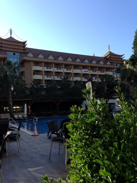 Außenansicht Port Side Resort Hotel