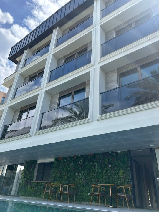 Außenansicht Sam Hotel