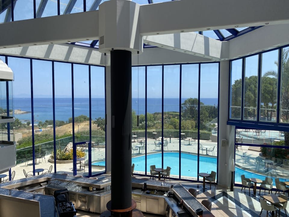 Lobby Kresten Palace Hotel