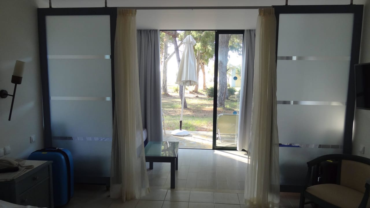 Blick ins Garten Domes Aulūs Zante, Autograph Collection