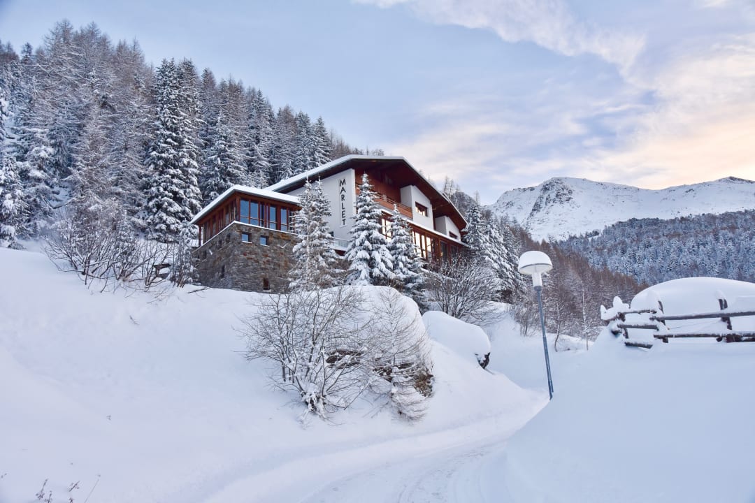 Außenansicht Hotel Marlet