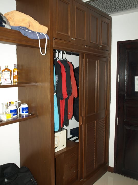 Zimmer Peace Laguna Resort and Spa