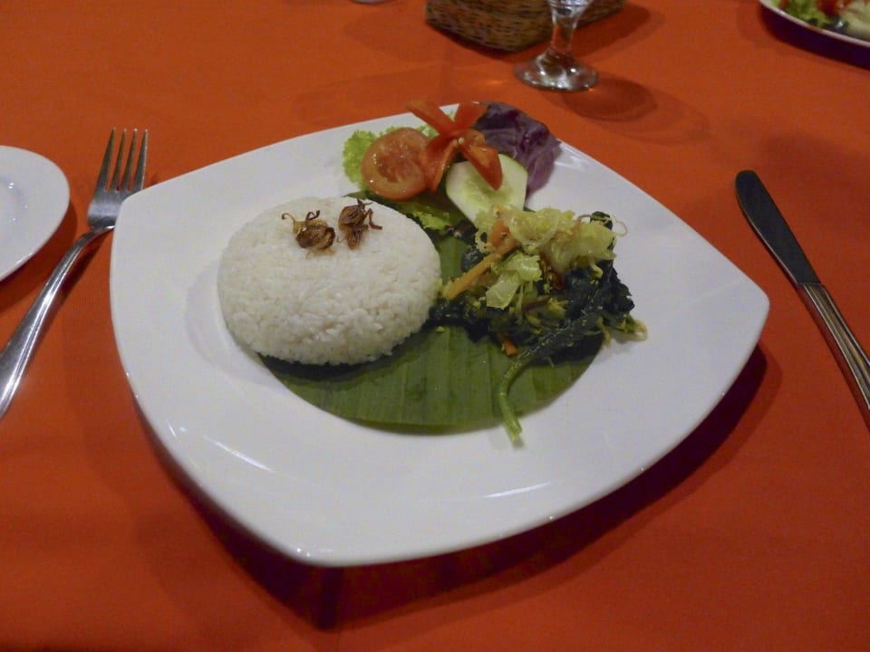 Hauptgang Hotel Naya Gawana Resort & Spa