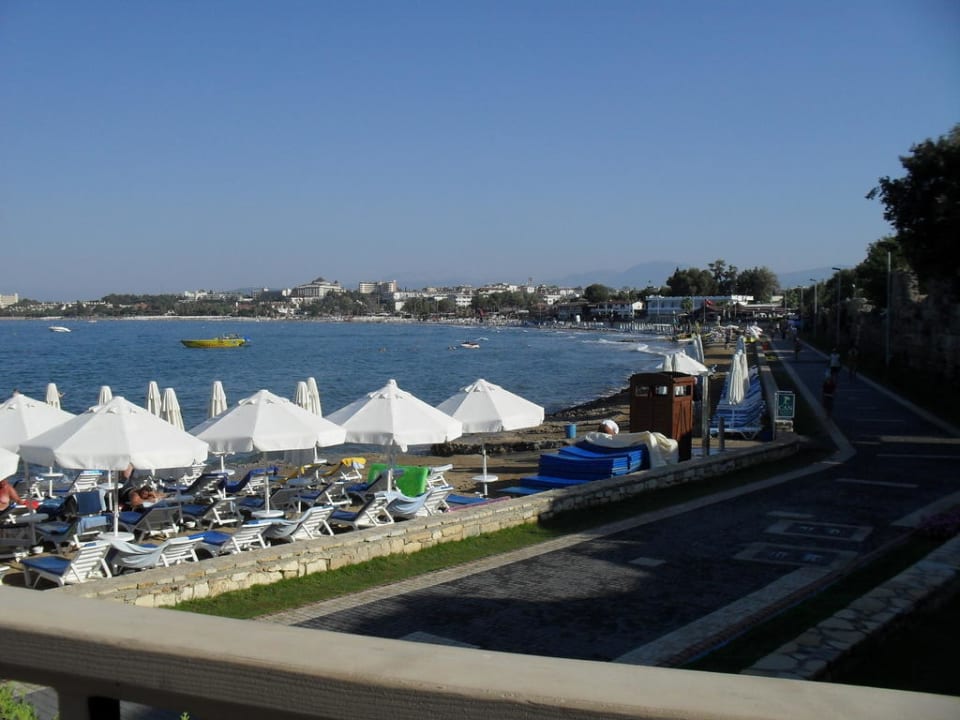 Ausblick vom Hauptrestaurant in Richtung Kumköy Can Garden Beach