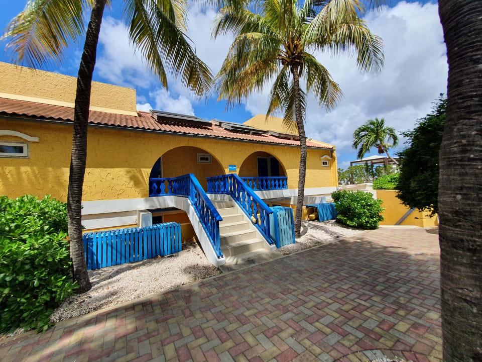 Außenansicht Divi Flamingo Beach Resort