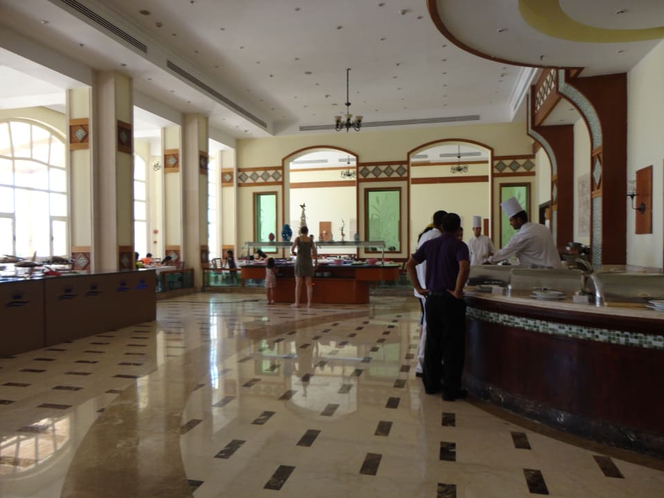 Restaurant Royal Lagoons Resort & Aqua Park