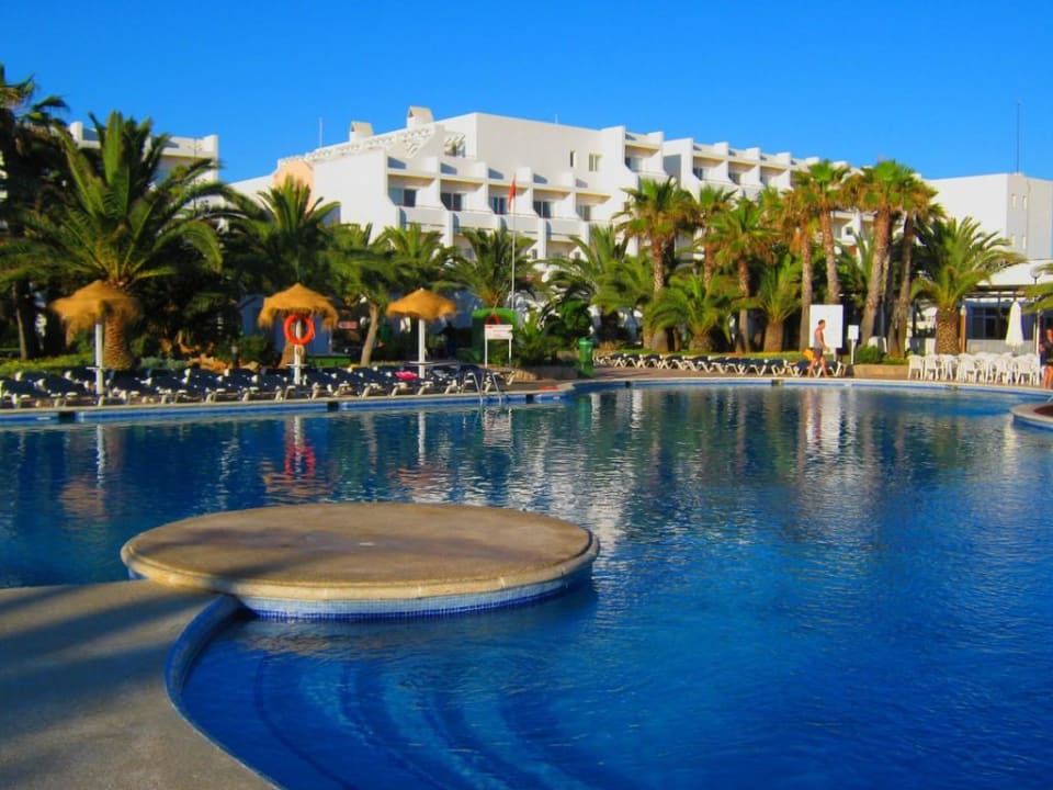 Pool Grand Palladium White Island Resort & Spa