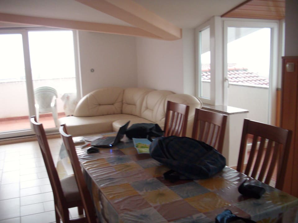 Wohnzimmer - 2 Balkons Pension Gargamelo
