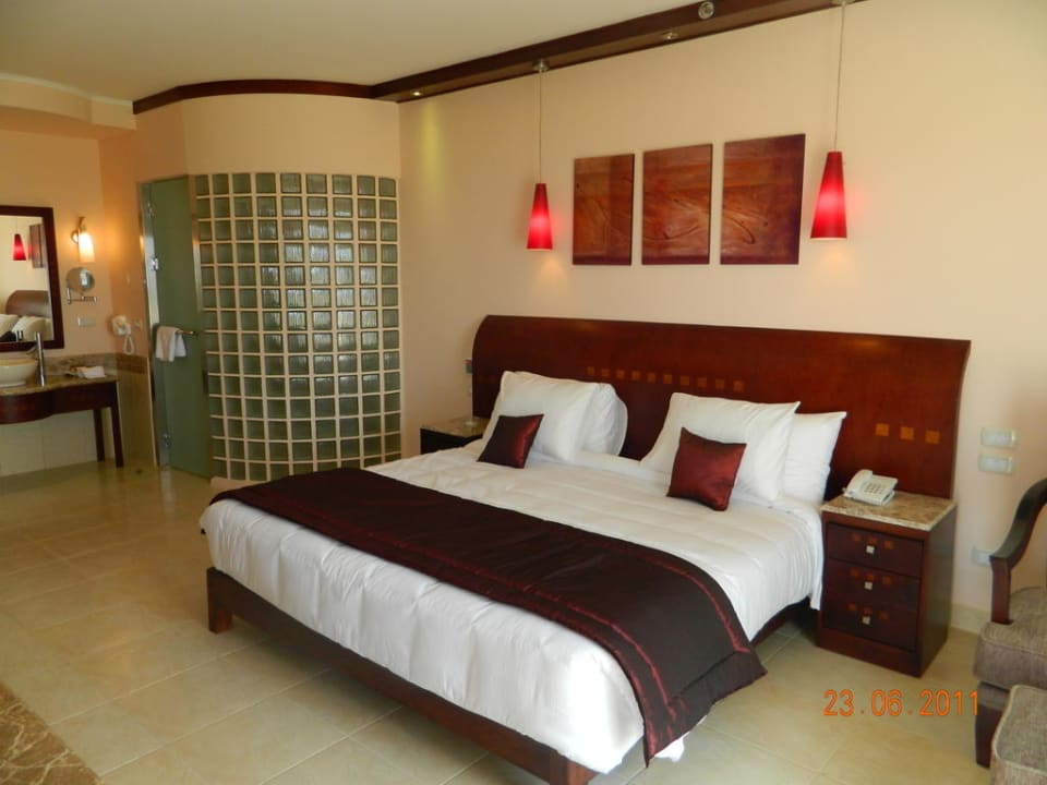 Links die große Dusche  Shams Prestige Abu Soma-Adults Only