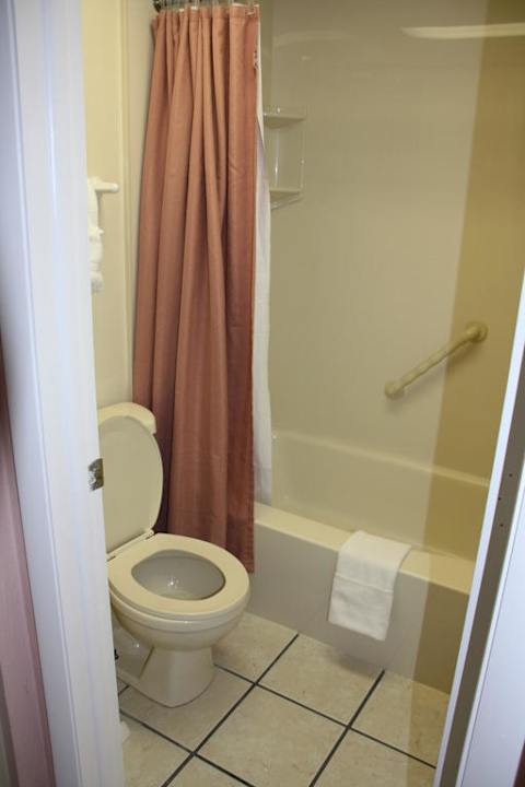 Bad Hotel Outrigger Beach Resort