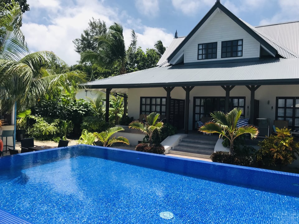 Pool Le Nautique Waterfront Hotel La Digue