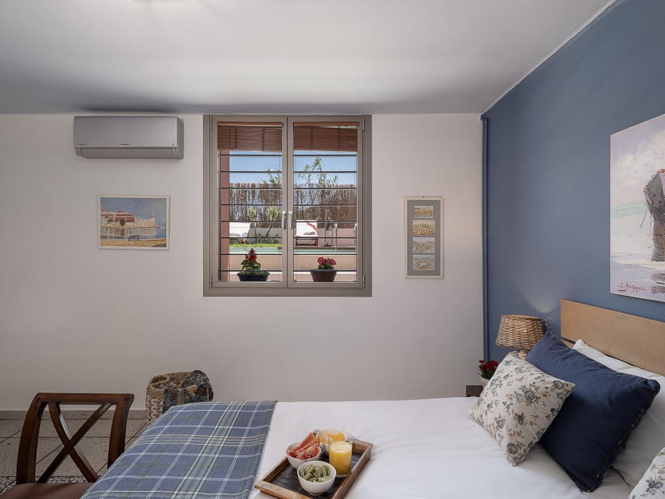 Zimmer The House By The Sea