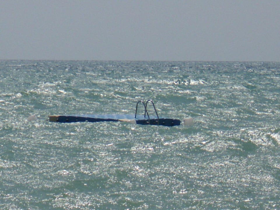 Plattform im Meer Belek Beach Resort Hotel