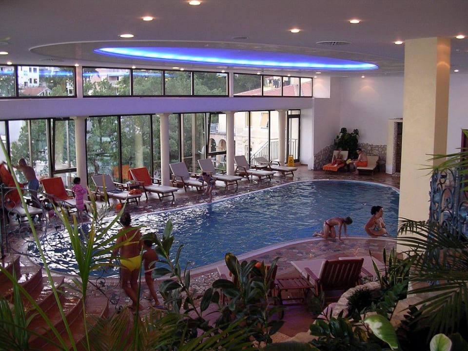 Pool auf dem Hoteldach Grand Hotel Adriatic I + II