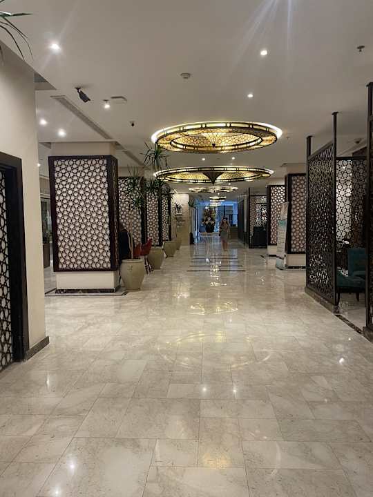 Lobby Royal Star Beach Resort