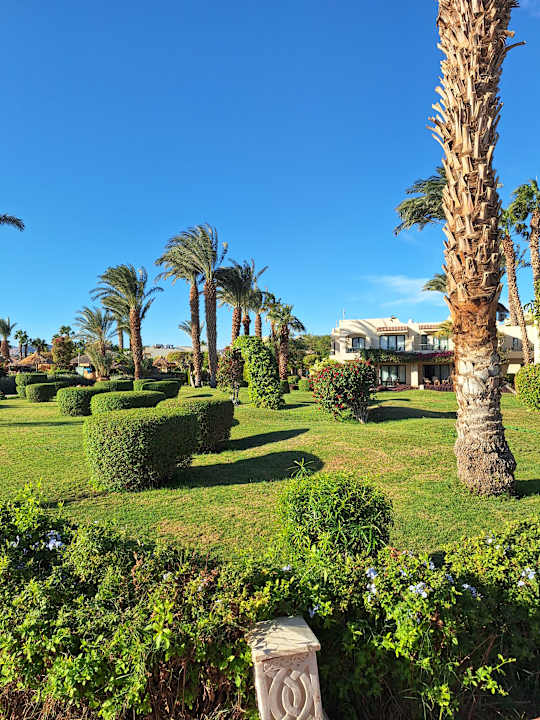 Gartenanlage Lotus Bay Beach Resort