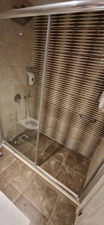 Zimmer Well Palace Side