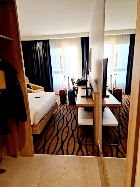 Zimmer Hampton By Hilton Frankfurt Airport
