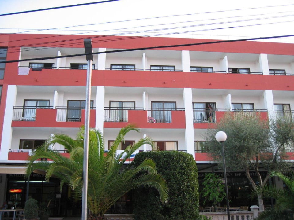 Frontansicht Hotel Mar Amantis II azuLine Hoteles Mar Amantis & II