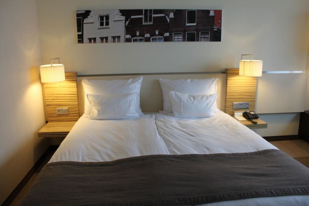 Bett Mövenpick Hotel Amsterdam City Centre