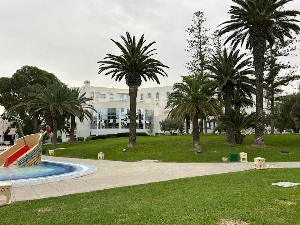 Gartenanlage Hotel JAZ Tour Khalef