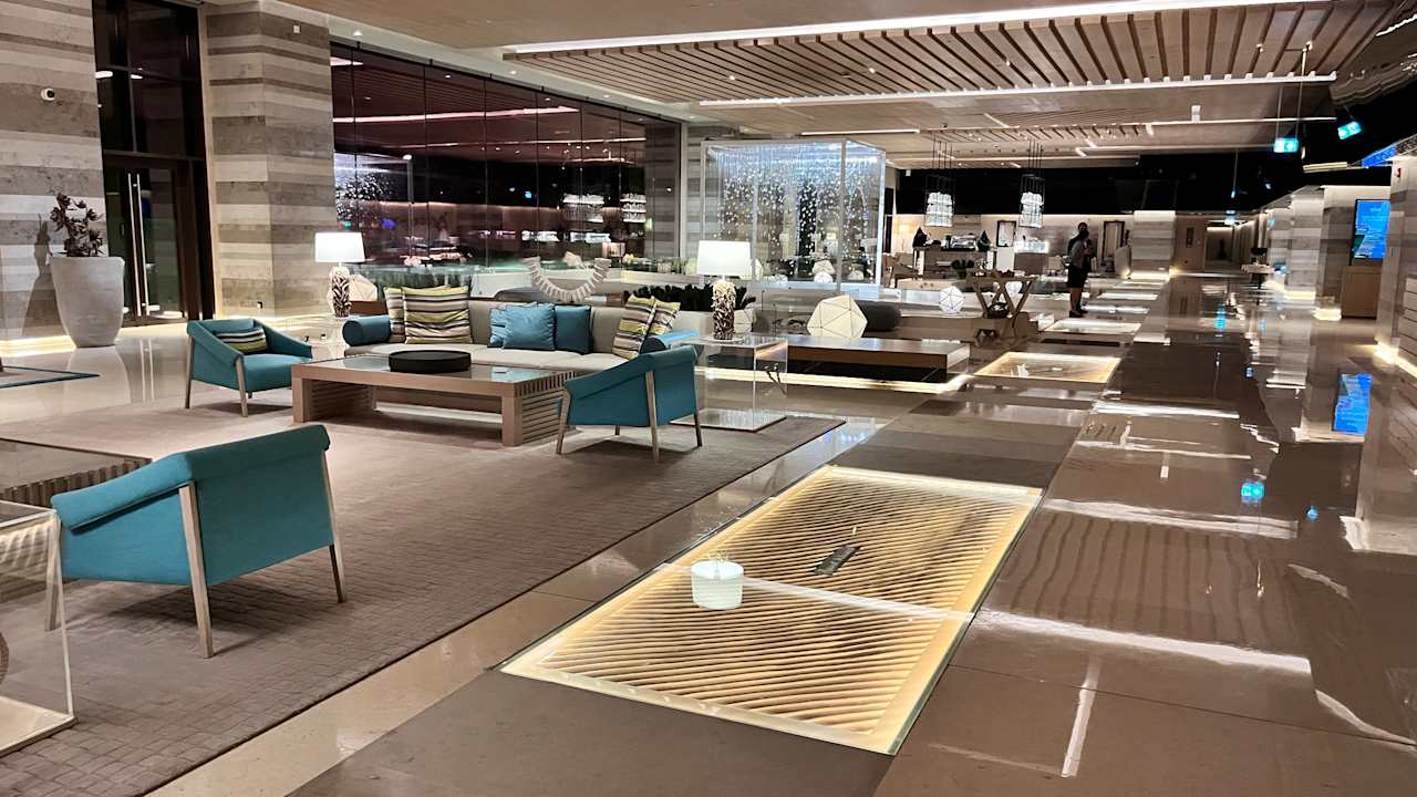Lobby Saadiyat Rotana Resort &  Villas