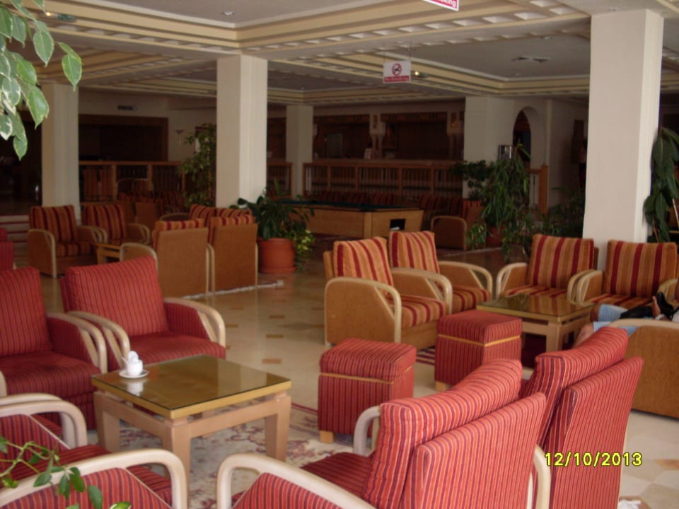 Lobby mit Blick zur Rezeption Hotel El Mouradi Cap Mahdia
