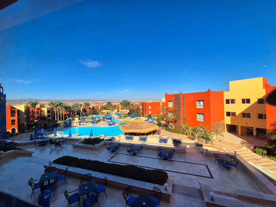 Pool SUNRISE Cardina Resort