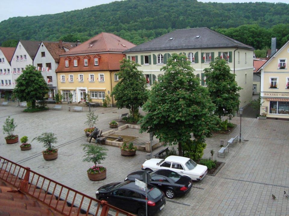 Blick auf den Marktplatz Gasthof zur Post