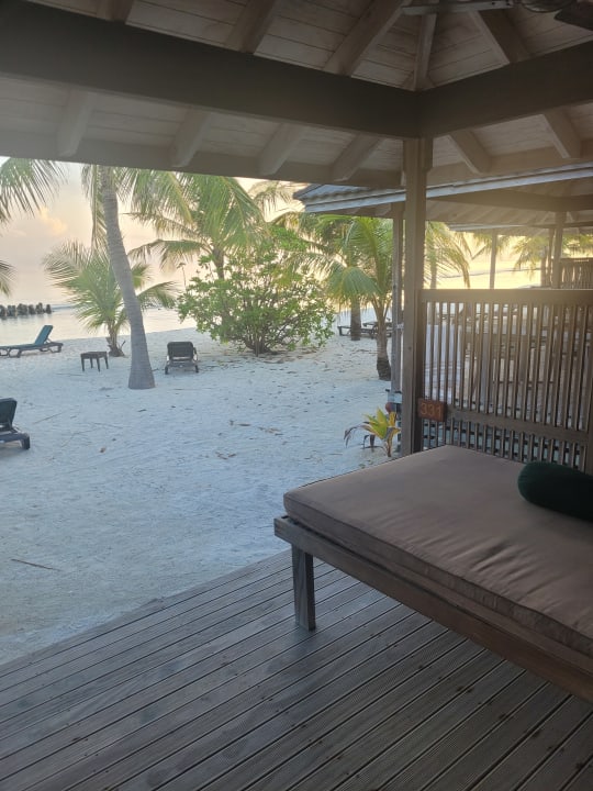 Strand Kuredu Island Resort & Spa