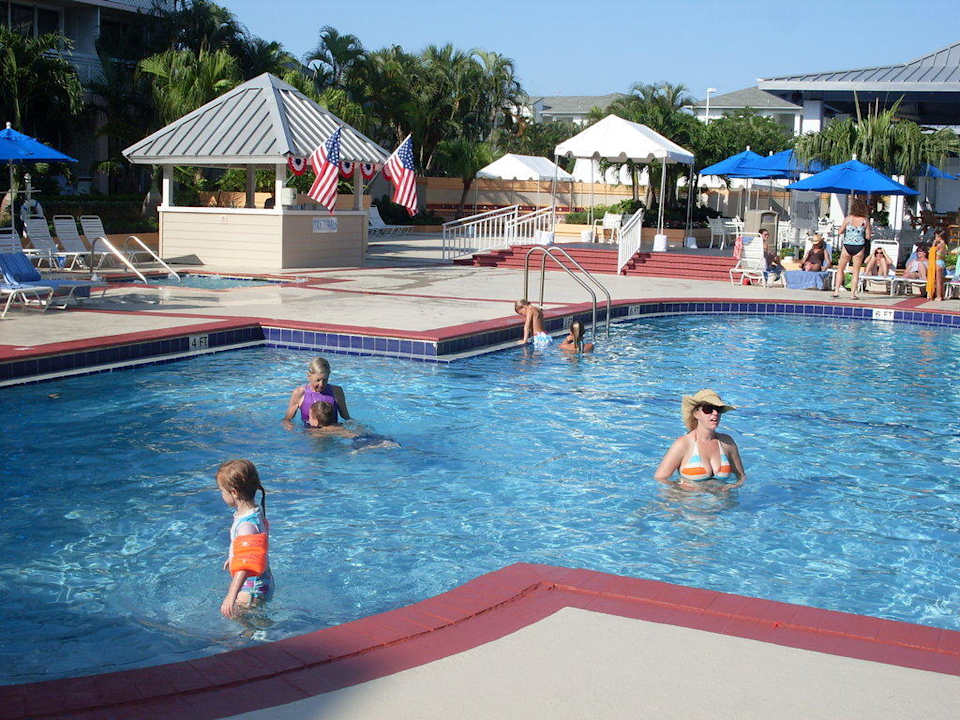 Pool Hutchinson Island Marriott Beach Resort & Marina