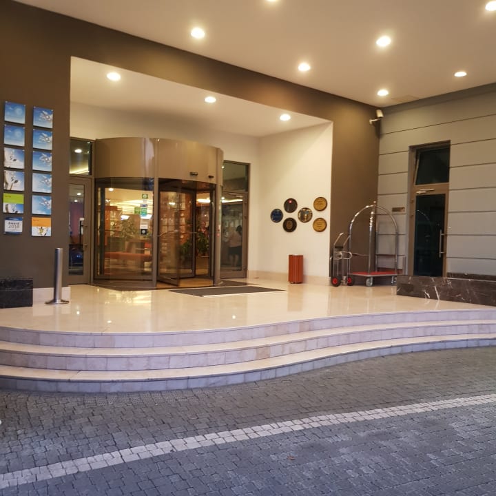 Außenansicht Commodore Elite Suites & Spa - Adults only