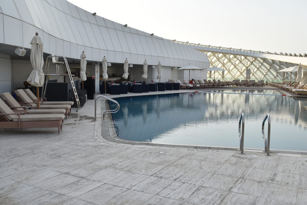 Pool W Abu Dhabi - Yas Island