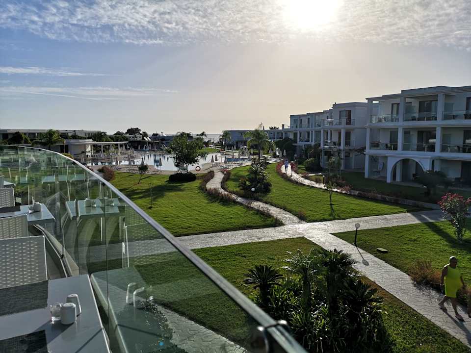 Ausblick Asterias Beach Resort