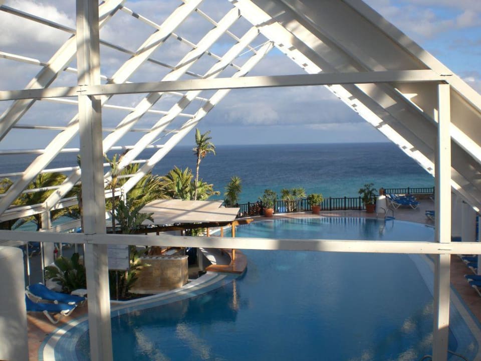 Blick durch den überdachten Pool Club Jandia Princess