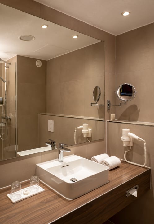 Zimmer H+ Hotel Hannover