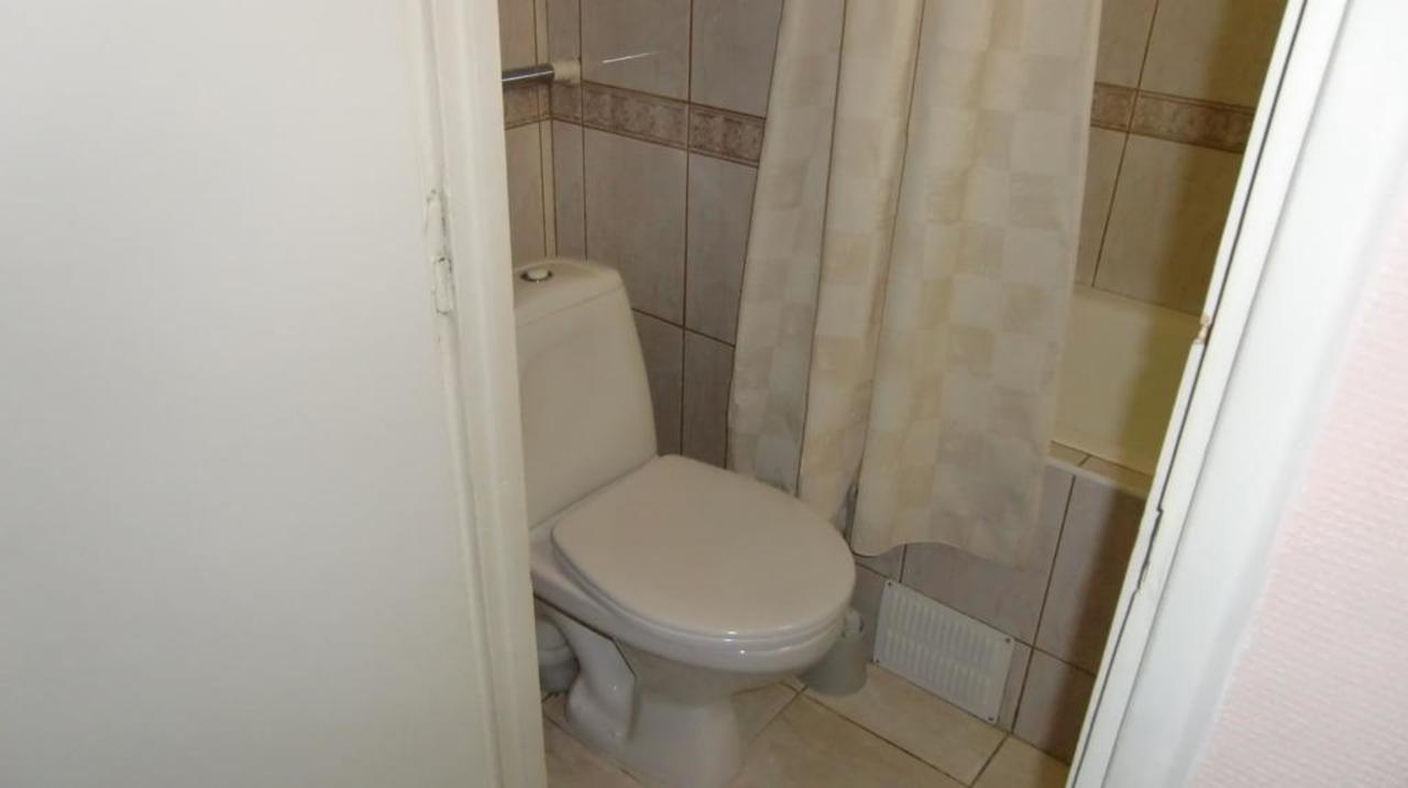 Bad/WC AZIMUT Hotel St. Petersburg