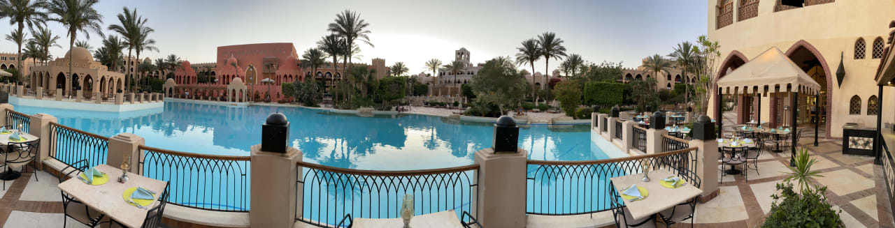 Pool Makadi Palace