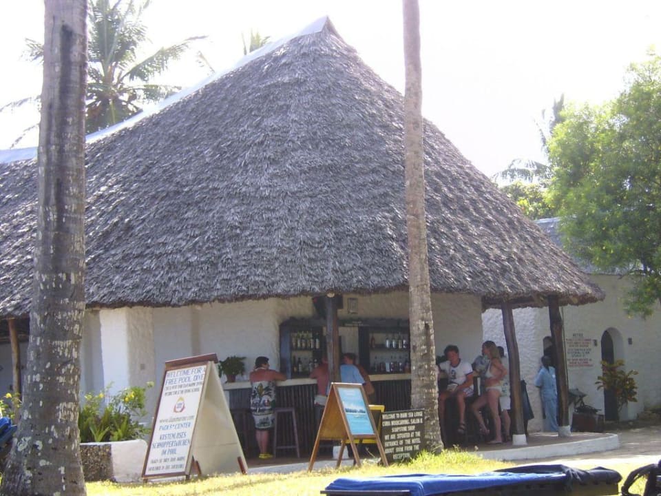 Poolbar Hotel Diani Sea Lodge