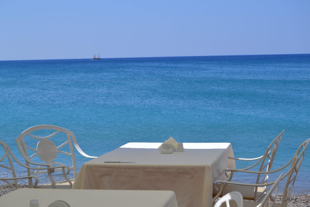 Unser Platz bem Frühstück und Abendessen,ein Traum Ali Bey Club