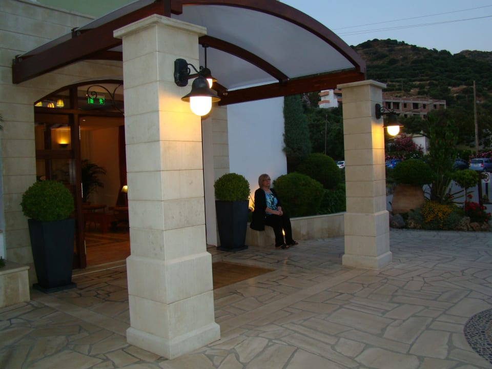 Eingangsbereich Alianthos Estate Resort