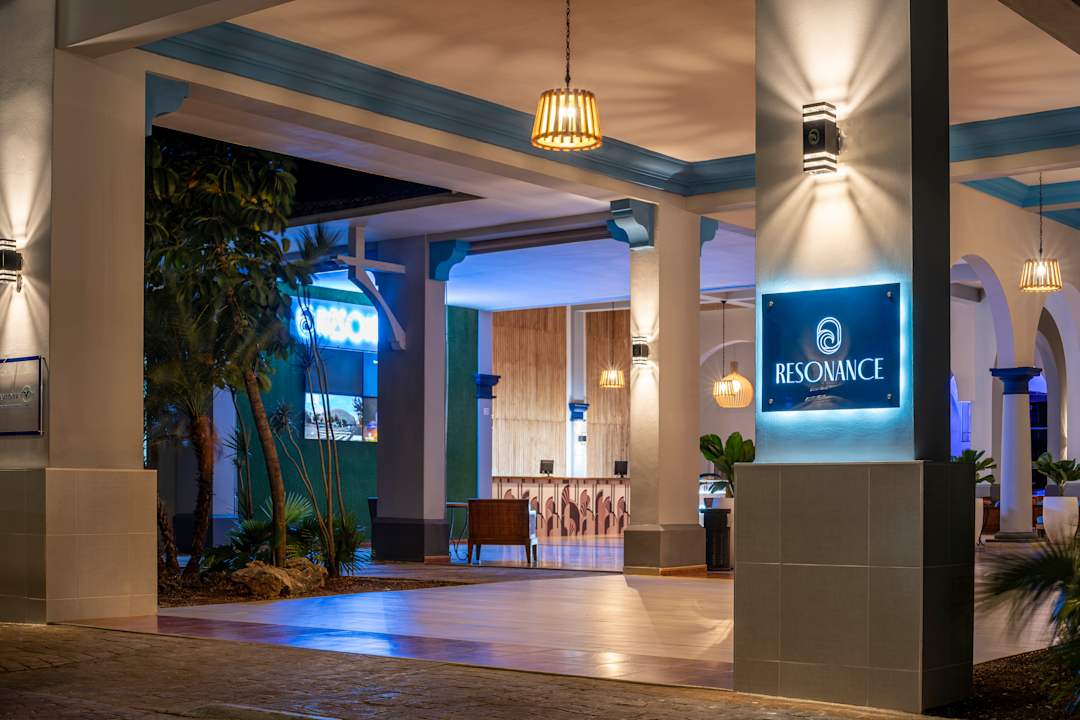 Lobby Resonance Blu Varadero