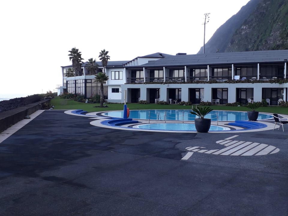 Außenansicht Hotel Estalagem do Mar