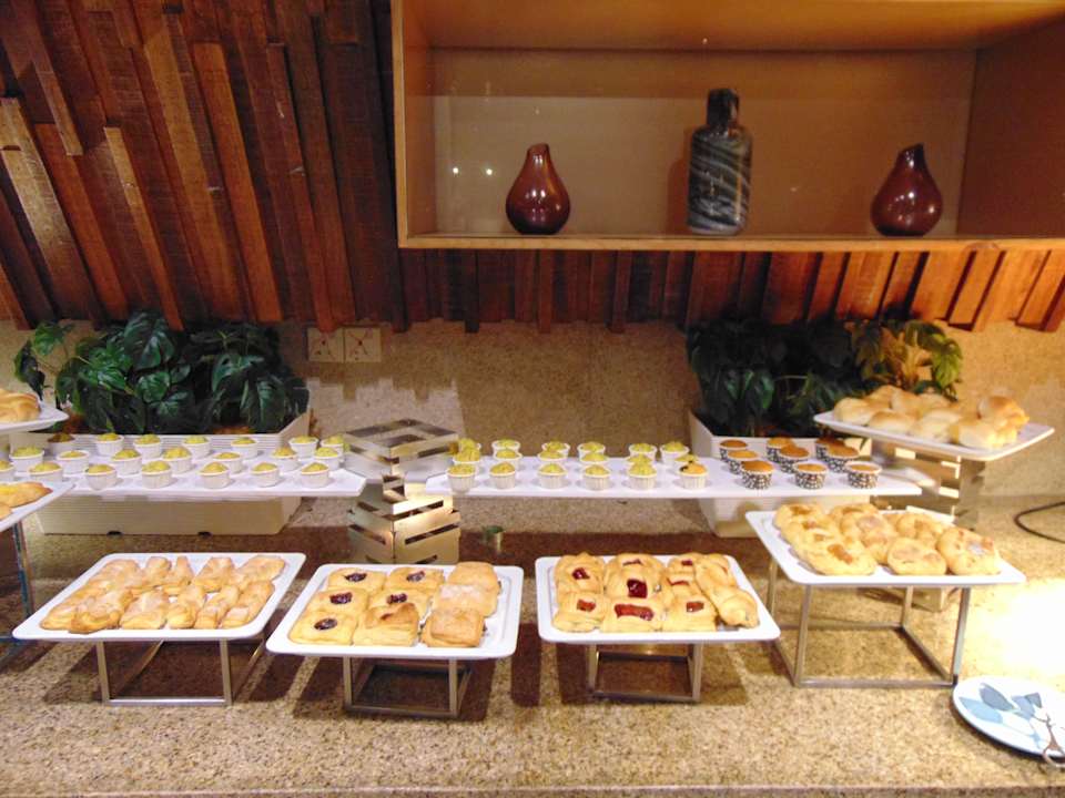 Gastro Movenpick Hotel & Convention Centre KLIA