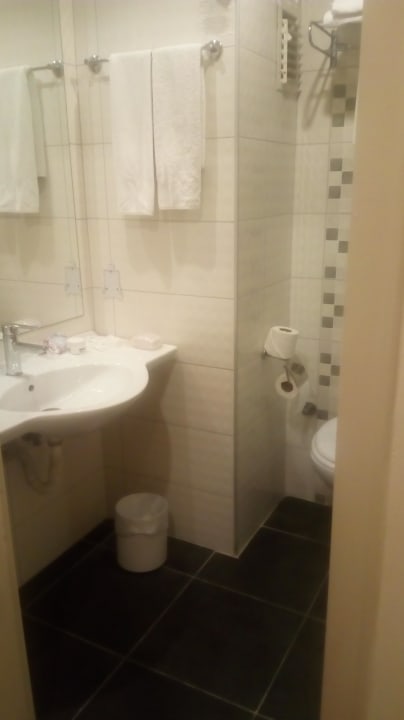 Zimmer Aska Hotel Just in Beach