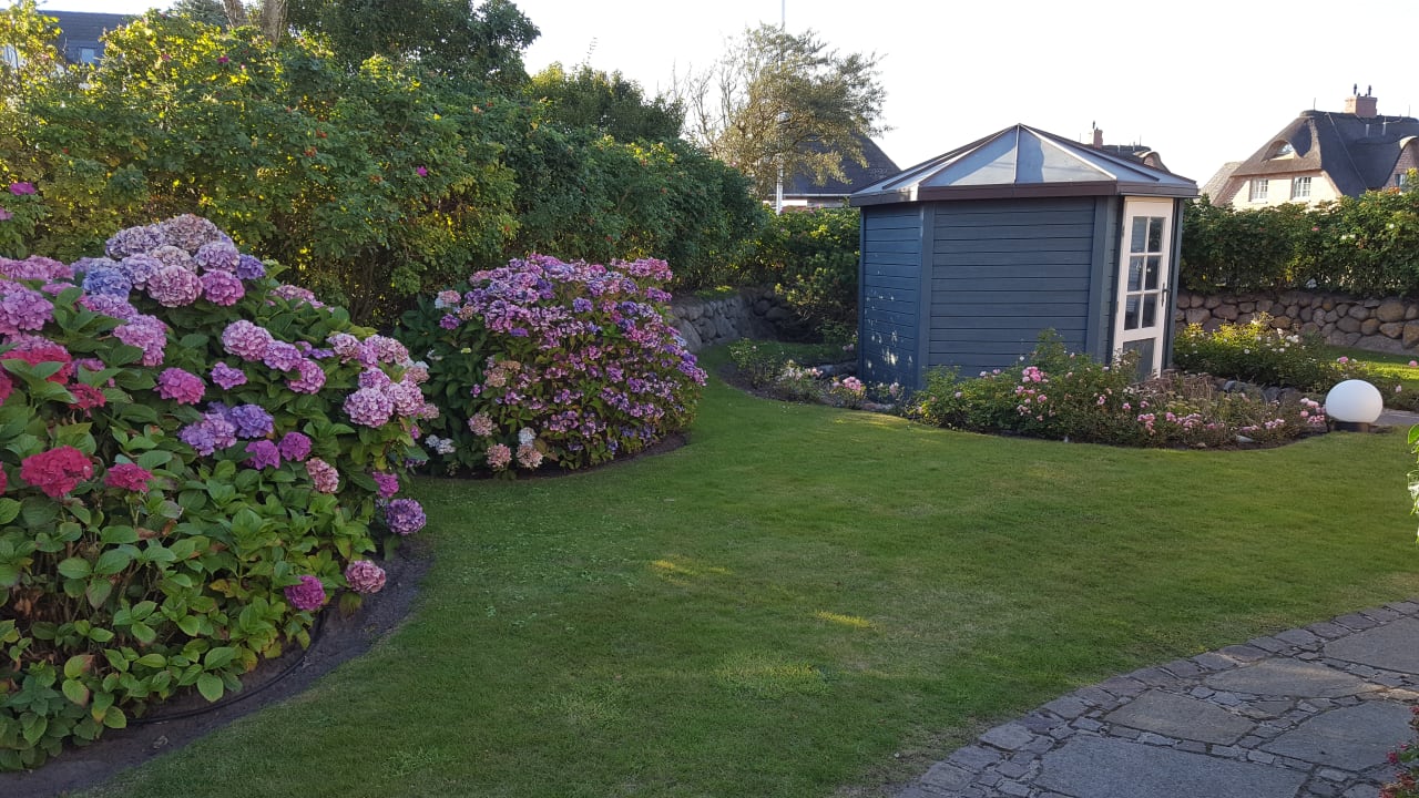 Gartenanlage Ferienwohnung Christa  Appartment 4. OG-rechts