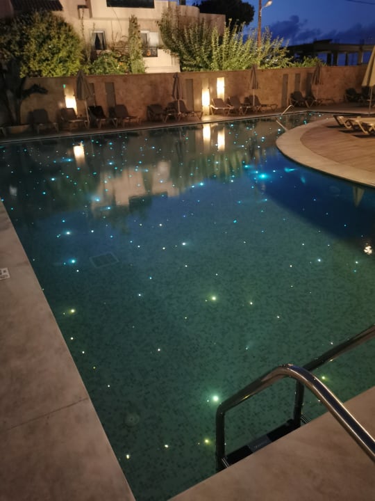 Pool Cactus Beach