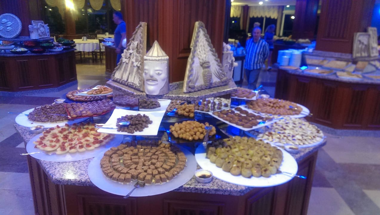 Buffet Saphir Hotel & Villas