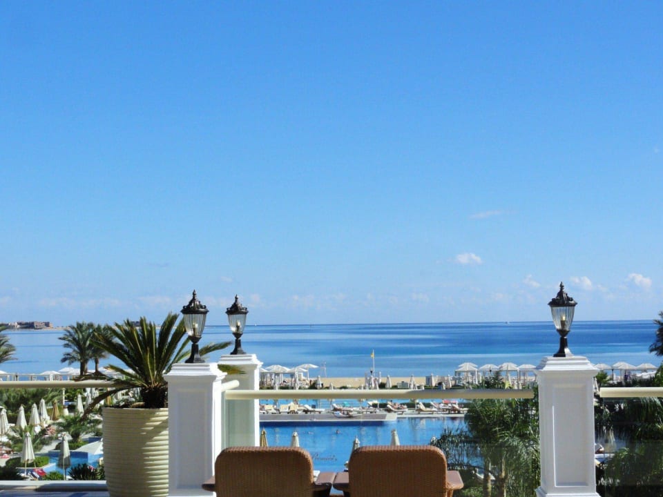 Blick von der Lobbybar Premier Le Reve Hotel & Spa