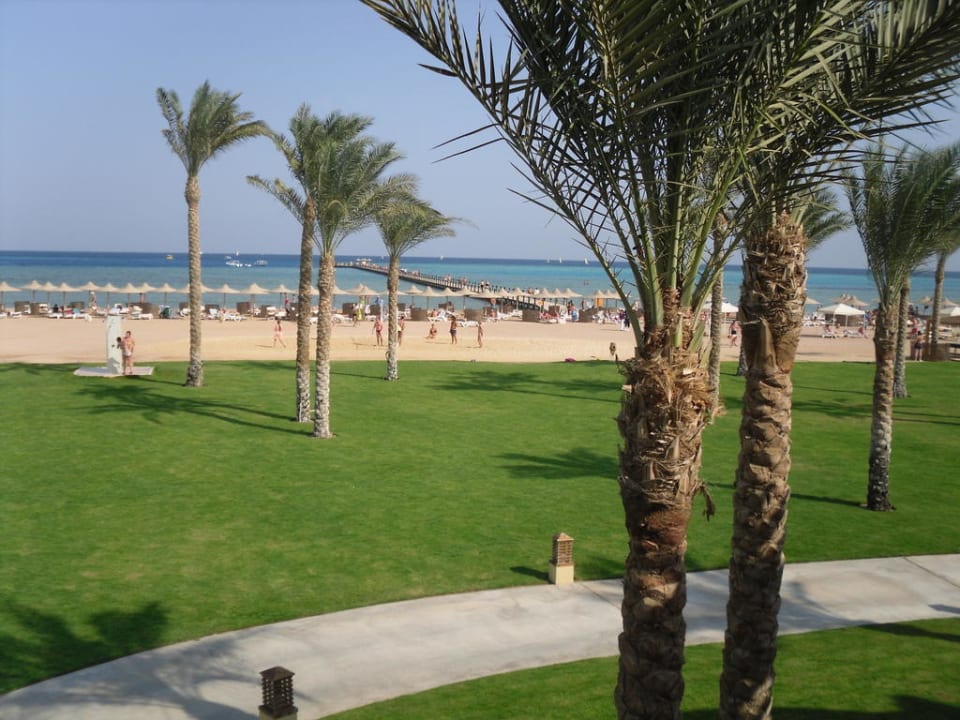 Blick vom Zimmer zum Strand Stella Beach Resort & Spa Makadi Bay